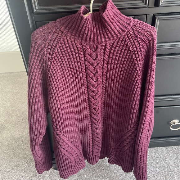 Lululemon sweater - Picture 3 of 3